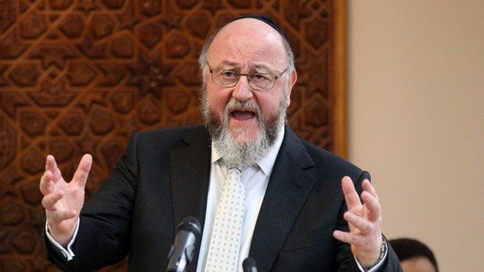 Podle britského rabína je Corbyn kvůli antisemitismu nevolitelný